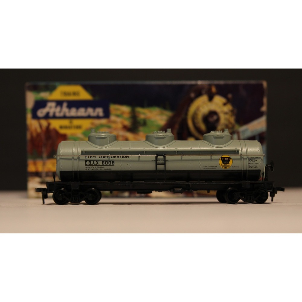 Athearn HO Scale 3 Dome Tank Ethyl Corp. EBAX. 6008 Pre-Owned box 1507 (V)